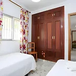 Chalet Con Piscina Aceptamos Solo Familias Con Piscina Privada Y Jardin Conil De La Frontera