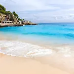 Chalet Con Piscina Aceptamos Solo Familias Con Piscina Privada Y Jardin *