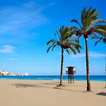 Con Piscina Aceptamos Solo Familias Con Piscina Privada Y Jardin Chalet Conil De La Frontera