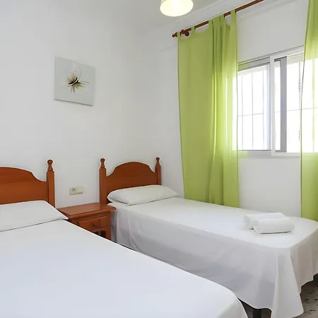 Con Piscina Aceptamos Solo Familias Con Piscina Privada Y Jardin Horská chata Conil De La Frontera