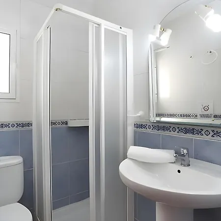 Con Piscina Aceptamos Solo Familias Con Piscina Privada Y Jardin Horská chata