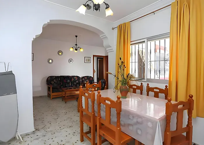 木屋 Con Piscina Aceptamos Solo Familias Con Piscina Privada Y Jardin *