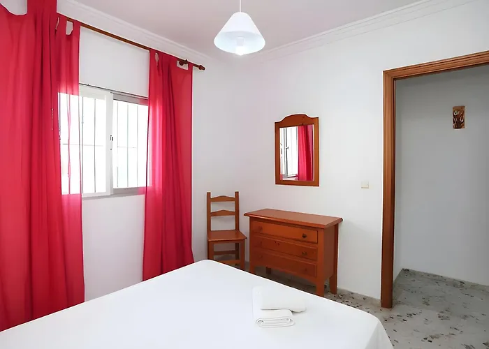 木屋 Con Piscina Aceptamos Solo Familias Con Piscina Privada Y Jardin